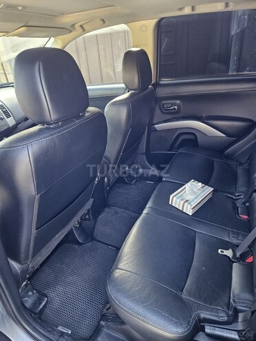 Mitsubishi Outlander 2012, 201,000 km - 3.0 л - Bakı
