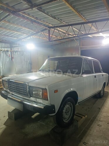 LADA (VAZ) 2107 1999, 99,000 km - 1.6 l - Salyan