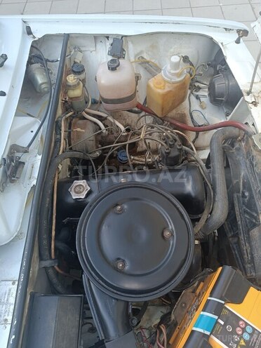 LADA (VAZ) 2107 1999, 99,000 km - 1.6 l - Salyan