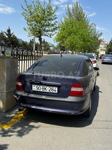 Opel Vectra 1996, 320,000 km - 1.8 l - Bakı