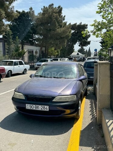 Opel Vectra 1996, 320,000 km - 1.8 l - Bakı