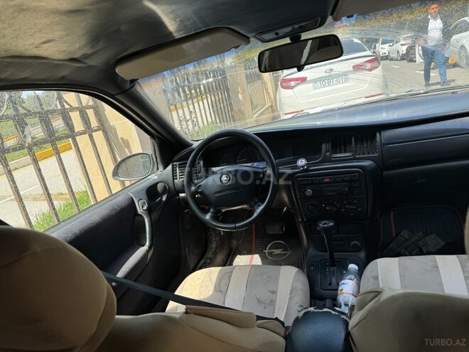 Opel Vectra 1996, 320,000 km - 1.8 l - Bakı