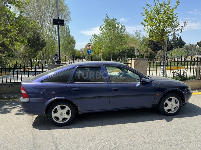 Opel Vectra 1996, 320,000 km - 1.8 l - Bakı