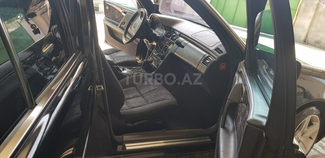 Mercedes C 240 1998, 420,000 km - 2.4 l - Qazax