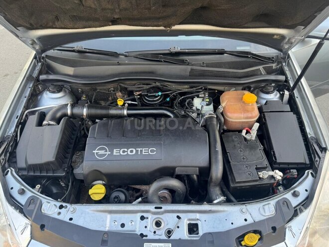 Opel Astra 2008, 262,332 km - 1.3 l - Salyan