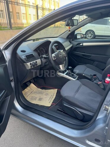 Opel Astra 2008, 262,332 km - 1.3 l - Salyan