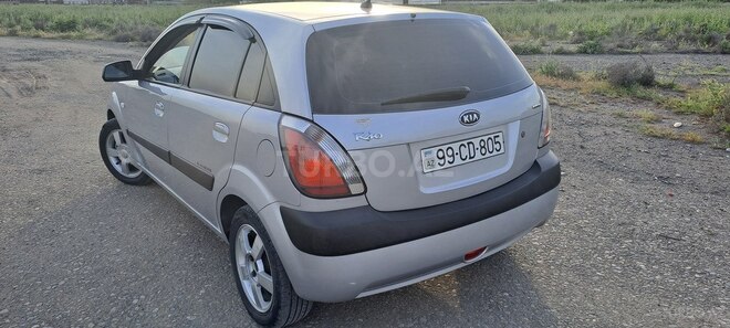 Kia Rio 2009, 378,437 km - 1.4 l - Füzuli