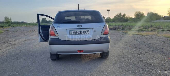 Kia Rio 2009, 378,437 km - 1.4 l - Füzuli