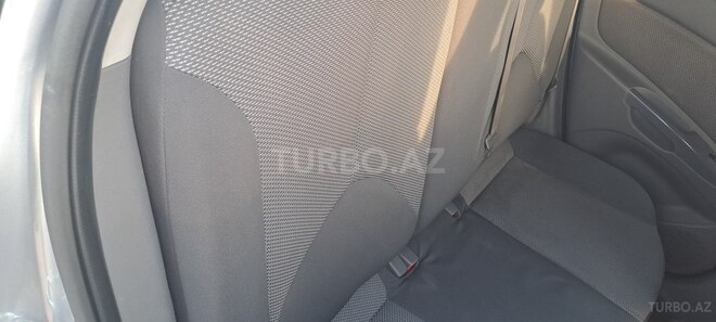 Kia Rio 2009, 378,437 km - 1.4 l - Füzuli