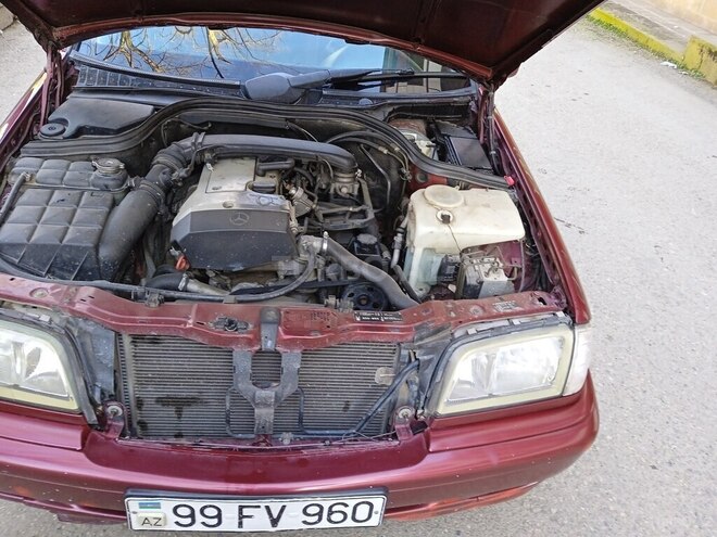 Mercedes C 180 1998, 250,000 km - 1.8 l - Qusar