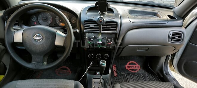 Nissan Sunny 2011, 334,000 km - 1.6 l - Bakı