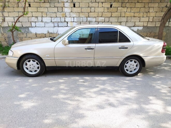 Mercedes C 220 1994, 329,675 km - 2.2 l - Bakı
