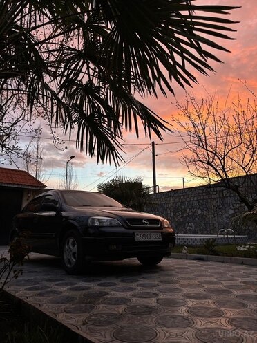Opel Astra 2000, 300,000 km - 1.8 l - Sumqayıt