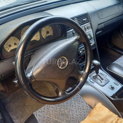 Mercedes C 220 1999, 490,000 km - 2.2 l - Bakı