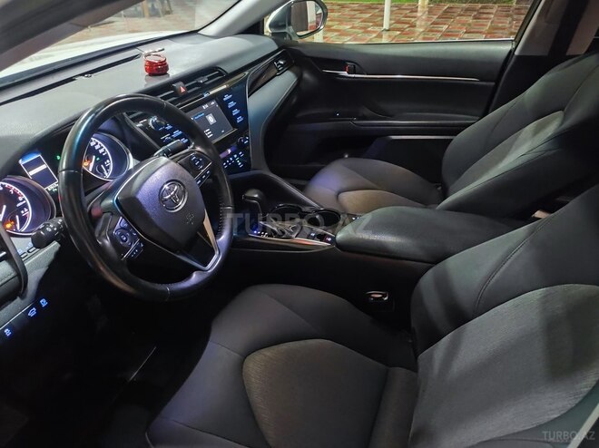 Toyota Camry 2019, 87,617 km - 0.3 l - Ağdam