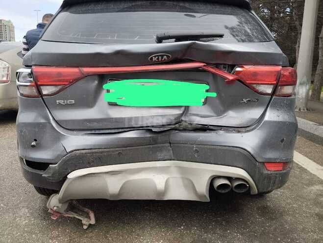 Kia Rio X-Line 2019, 380,000 km - 1.4 l - Bakı