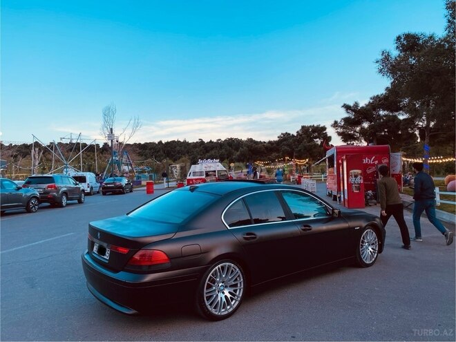BMW 745 2001, 355,000 km - 4.4 l - Bakı