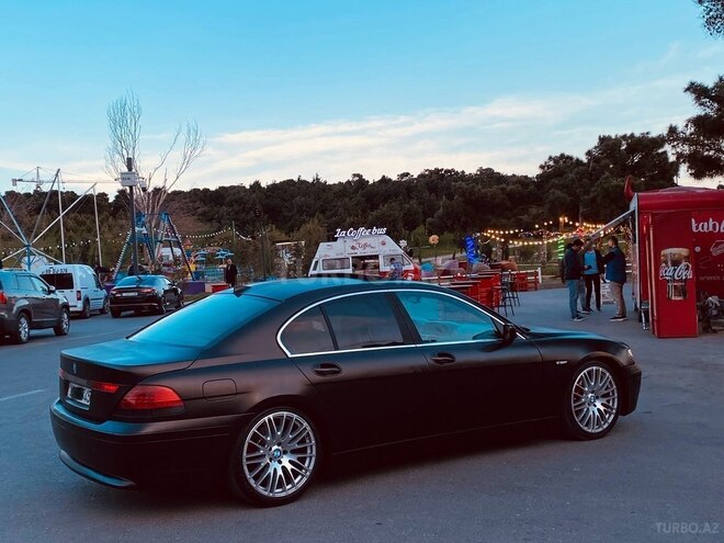 BMW 745 2001, 355,000 km - 4.4 l - Bakı