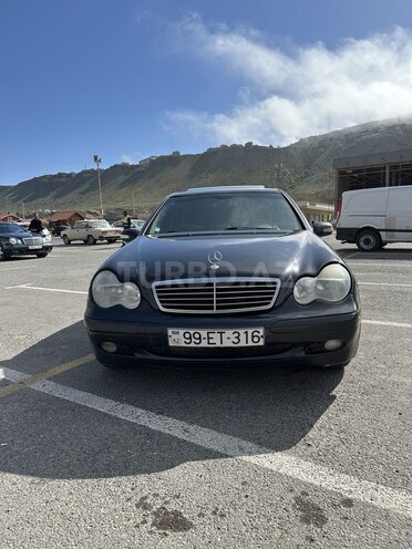 Mercedes C 220 2002, 271,000 km - 2.2 l - Bakı