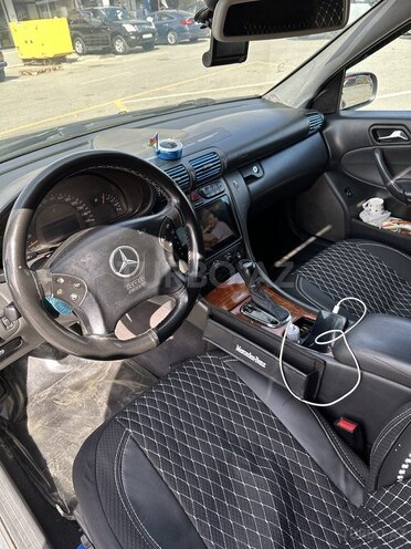 Mercedes C 220 2002, 271,000 km - 2.2 l - Bakı