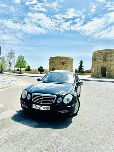 Mercedes E 320 2004, 366,300 km - 3.2 l - Bakı