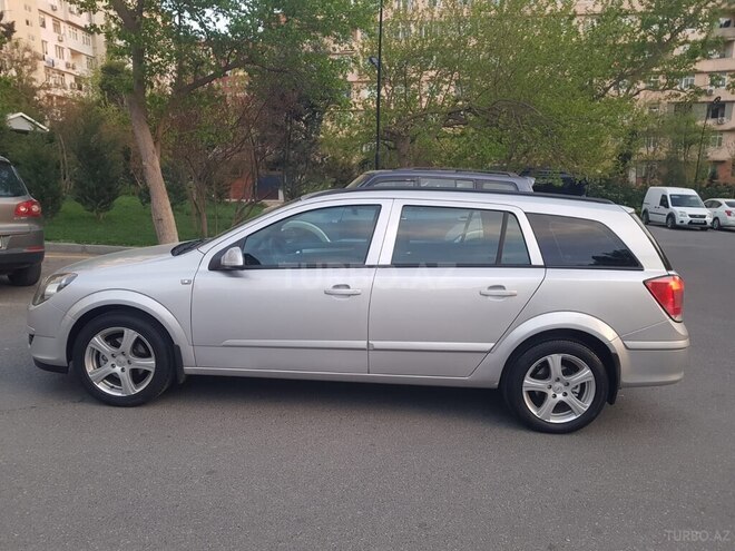 Opel Astra 2005, 204,000 km - 1.4 l - Bakı