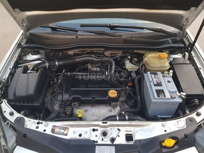Opel Astra 2005, 204,000 km - 1.4 l - Bakı