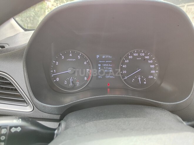 Hyundai Accent 2018, 175,418 km - 1.6 l - Bakı