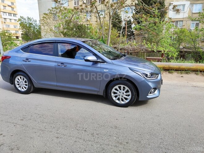 Hyundai Accent 2018, 175,418 km - 1.6 l - Bakı