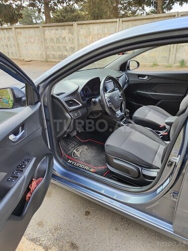 Hyundai Accent 2018, 175,418 km - 1.6 l - Bakı