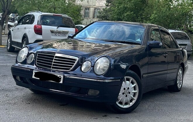 Mercedes E 270 2001, 338,410 km - 2.7 l - Bakı
