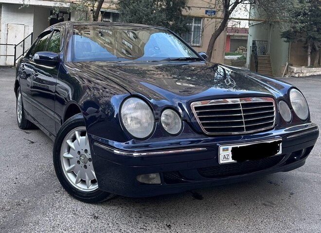Mercedes E 270 2001, 338,410 km - 2.7 l - Bakı