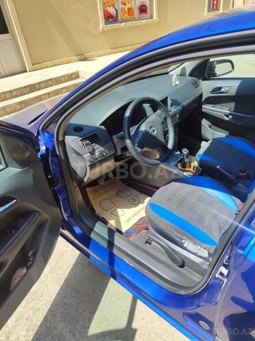 Opel Astra 2004, 250,000 km - 1.4 l - Bakı