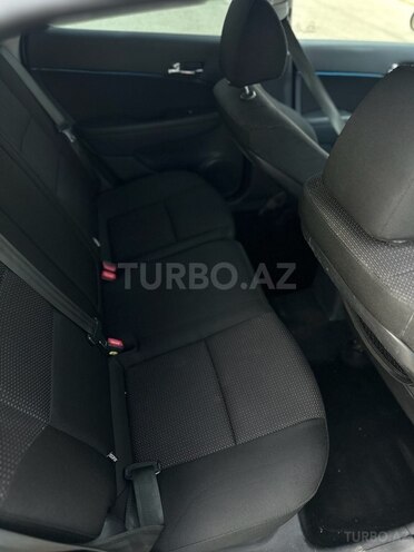 Hyundai i30 2011, 307,000 km - 1.6 л - Bakı