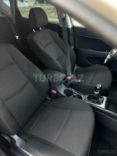 Hyundai i30 2011, 307,000 km - 1.6 л - Bakı
