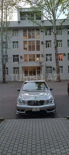 Mercedes C 320