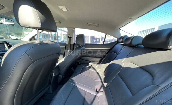 Hyundai Elantra 2016, 115,000 km - 1.6 l - Bakı