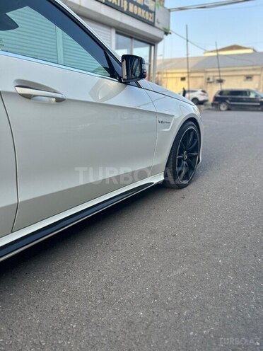 Mercedes E 300 2011, 190,000 km - 3.0 l - Bakı