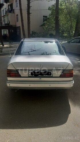 Mercedes E 220 d 1993, 278,523 km - 2.2 л - Bakı