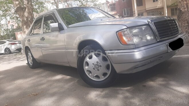 Mercedes E 220 d 1993, 278,523 km - 2.2 л - Bakı