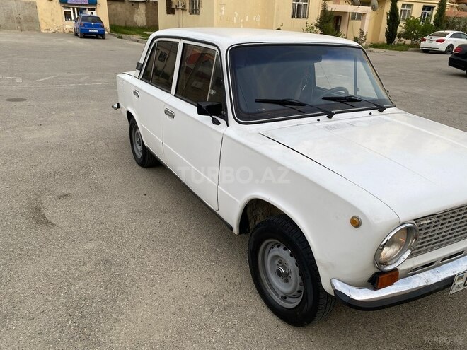 LADA (VAZ) 21011 1977, 250,000 km - 1.6 л - Bakı