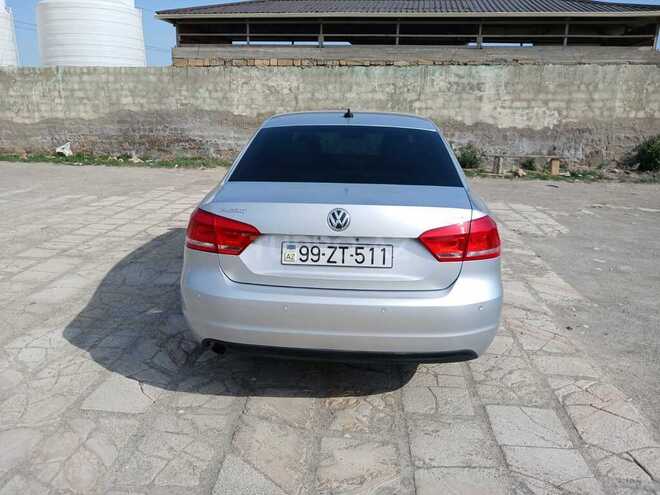 Volkswagen Passat 2014, 160,000 km - 1.8 л - Sumqayıt