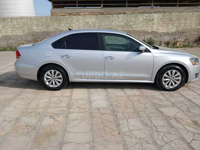 Volkswagen Passat 2014, 160,000 km - 1.8 л - Sumqayıt