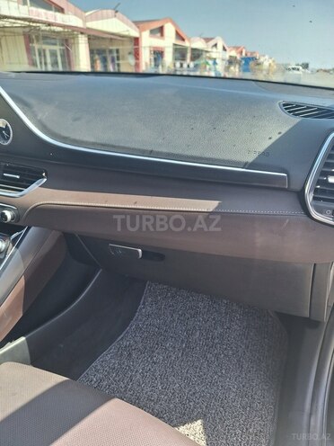 Hyundai Grandeur 2017, 195,000 km - 2.2 л - Bakı