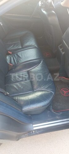Mercedes E 240 1997, 270,000 km - 2.4 l - Bakı
