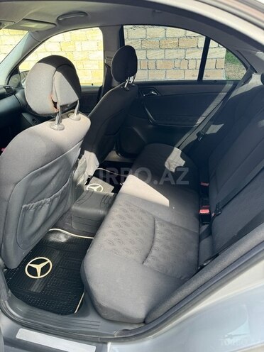 Mercedes C 180 2001, 400,000 km - 2.0 l - Qəbələ
