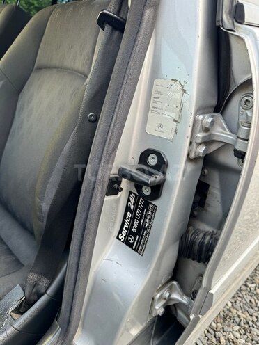Mercedes C 180 2001, 400,000 km - 2.0 l - Qəbələ