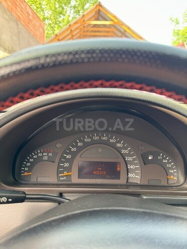 Mercedes C 180 2001, 400,000 km - 2.0 l - Qəbələ