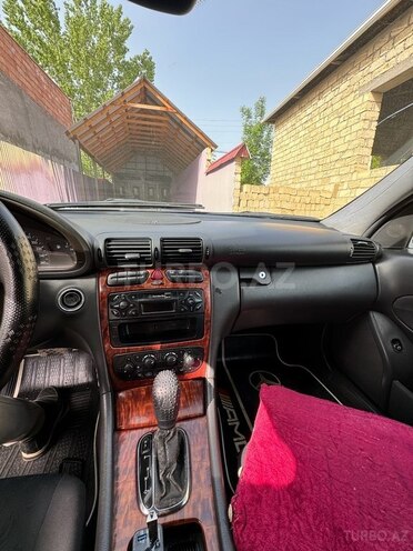 Mercedes C 180 2001, 400,000 km - 2.0 l - Qəbələ
