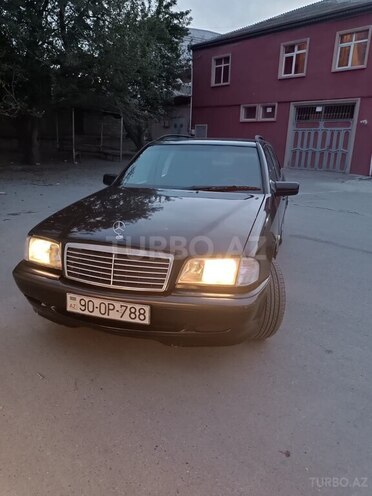 Mercedes C 200 d 1999, 406,923 km - 2.2 l - Bakı